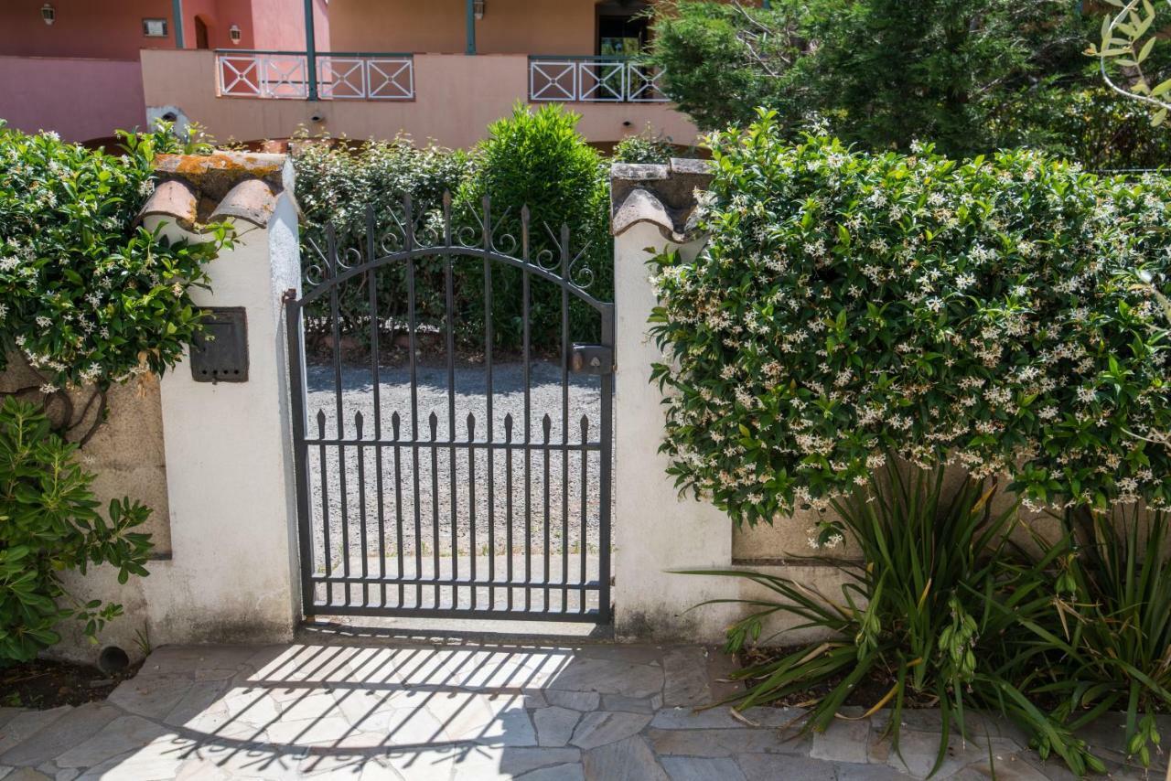 Charmante Petite Maison A L'Entree De Saint Tropez Екстер'єр фото